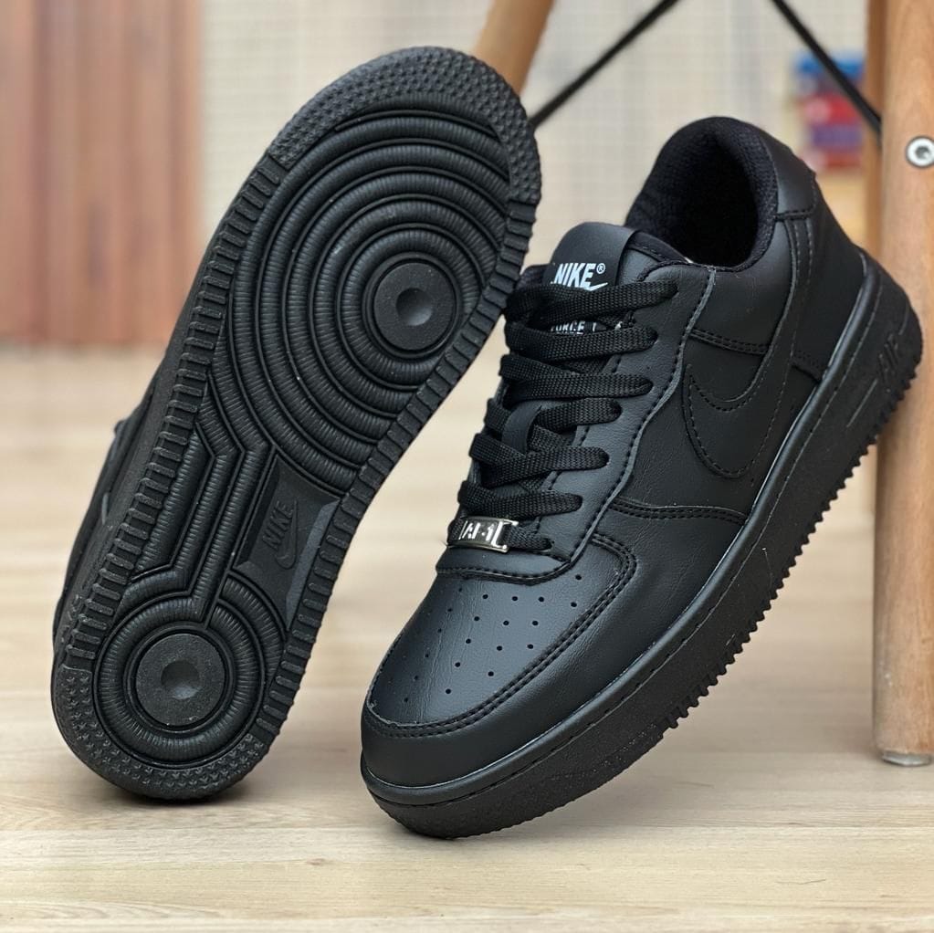 TENIS NIKE FORCE ONE + CAJA