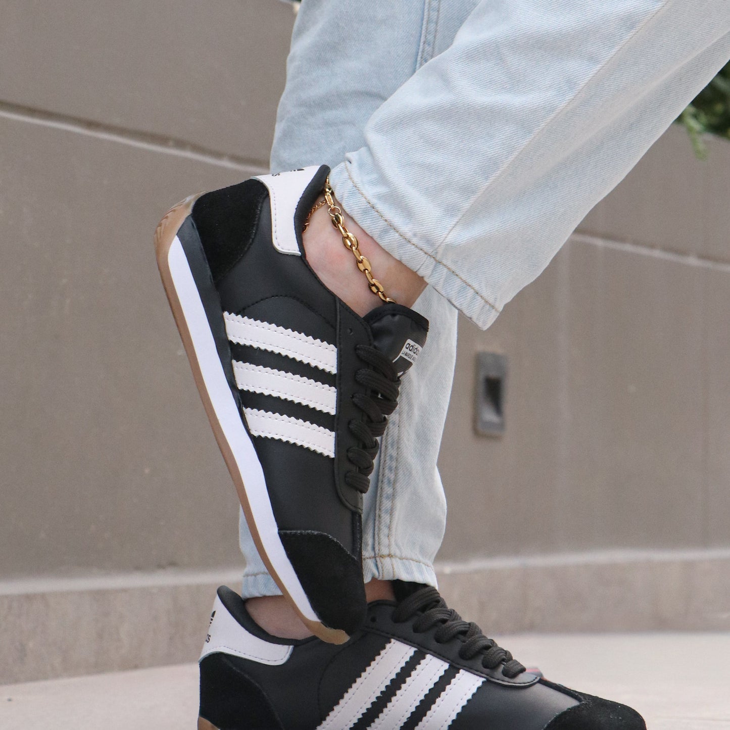ADIDAS COUNTRY Y30