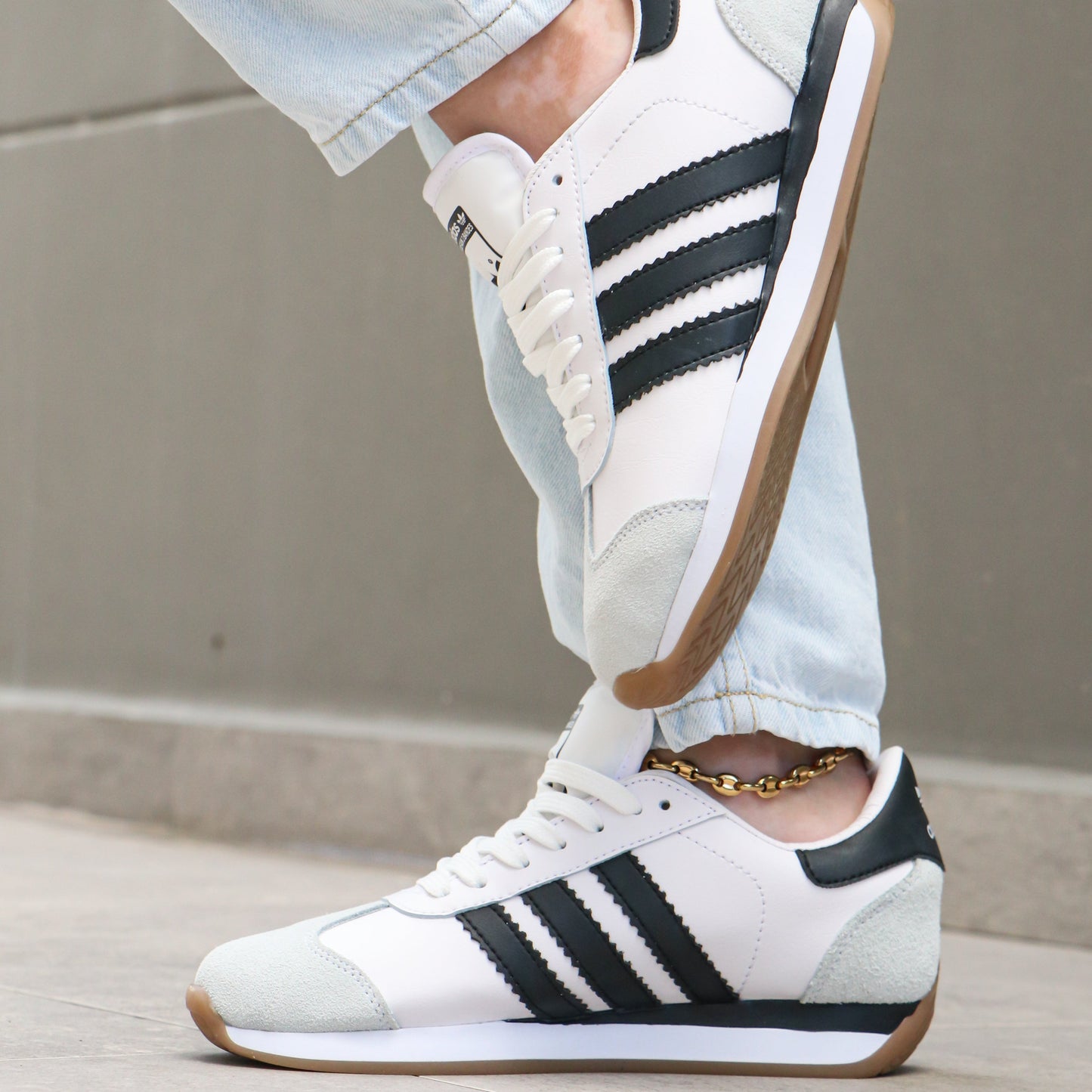 ADIDAS COUNTRY Y30