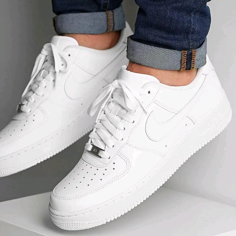 TENIS NIKE FORCE ONE + CAJA
