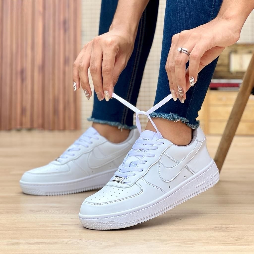 TENIS NIKE FORCE ONE + CAJA