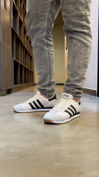 ADIDAS COUNTRY Y30